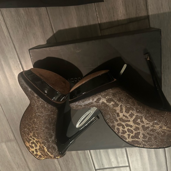 Brian Atwood Metallic Leopard platform Booties - Picture 4 of 5